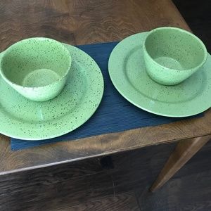 Pfaltzgraff Nuance of Sage discontinued 2 bowls and 2 plates